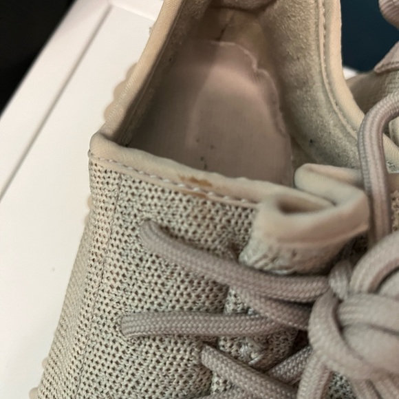 Yeezy Boost 350 Oxford Tan Sneakers - Picture 3 of 14